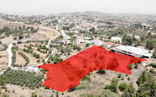 Shared residential field in Agia Marina Xyliatou, Nicosia
