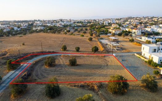 Residential field in Tseri, Nicosia