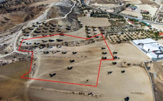 Agricultural field in Analiontas, Nicosia
