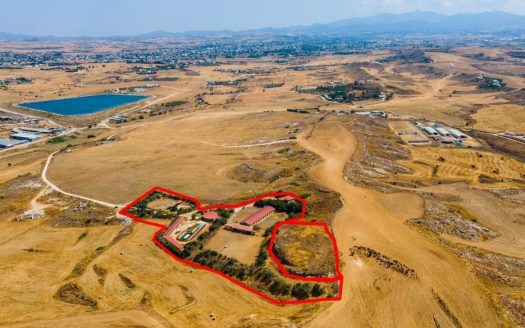 Fields with a horse farm in Pano Deftera, Nicosia