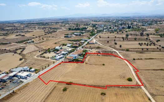 Residential field in Deneia, Nicosia