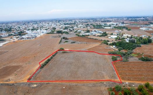Residential field in Frenaros, Famagusta