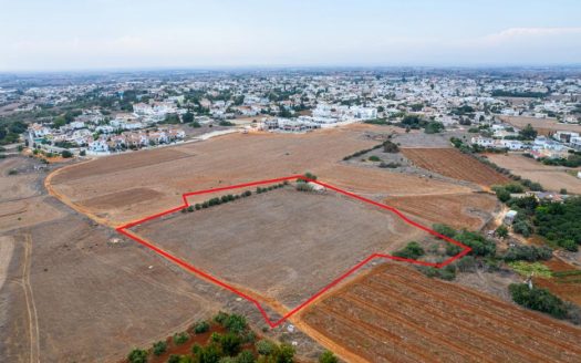 Residential field in Frenaros, Famagusta