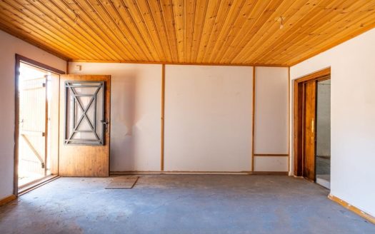 Industrial warehouse in Orounta, Nicosia