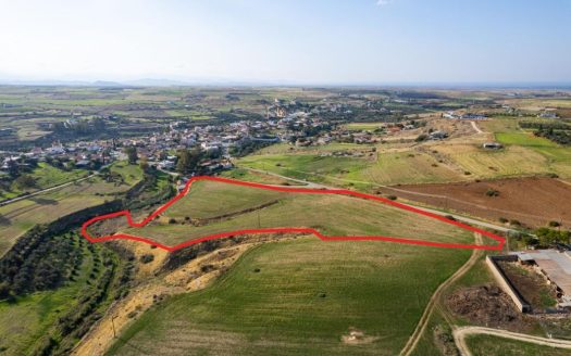 Field in Potami, Nicosia