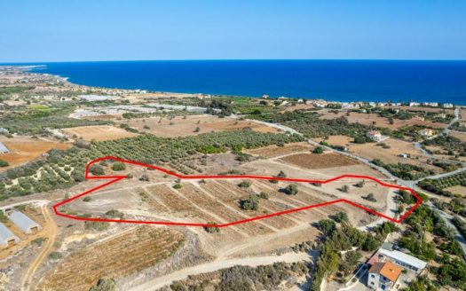Residential field in Agios Theodoros, Larnaca