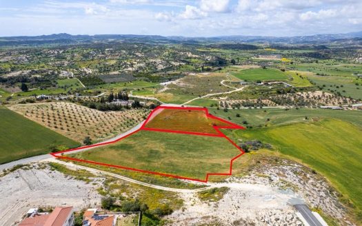 Shared residential field in Anafotida, Larnaca