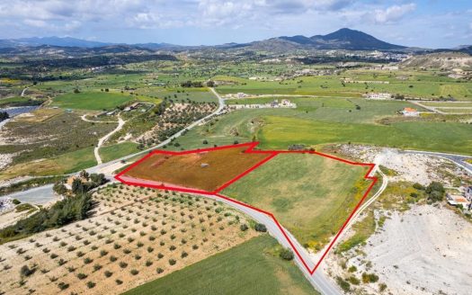 Shared residential field in Anafotida, Larnaca