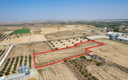 Residential field in Athienou, Larnaca