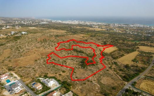 Shared agricultural field in Paralimni, Famagusta