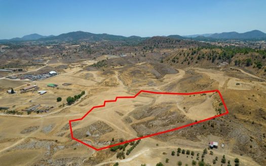 Field in Agia Varvara, Nicosia