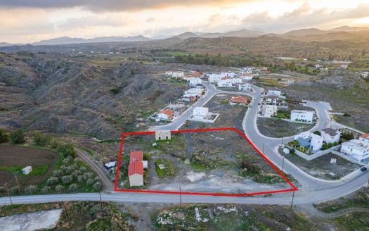 Residential field in Analiontas, Nicosia