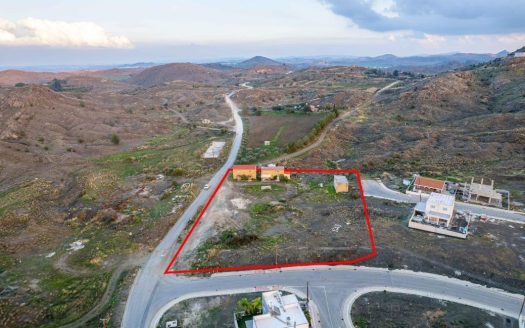 Residential field in Analiontas, Nicosia