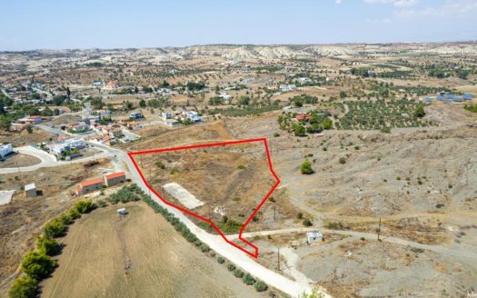 Residential field in Analiontas, Nicosia