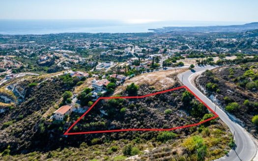 Residential field in Tala, Paphos