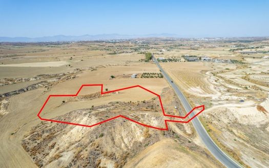 Agricultural field in Pera, Nicosia