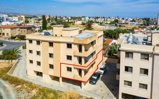 Incomplete 3 bedroom apartment in Polemidia, Limassol