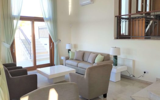 Paphos Property Luxury Four Bedroom Villa in Golf Resort